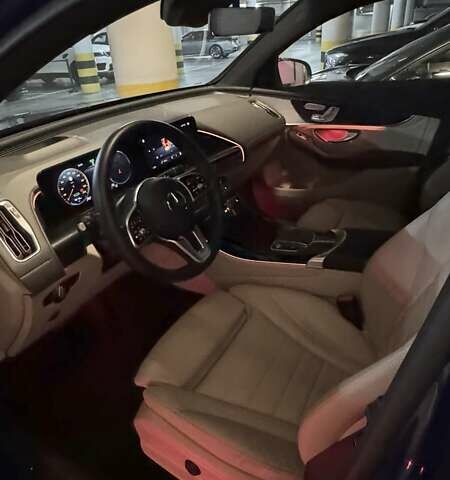 Синий Мерседес EQC, объемом двигателя 0 л и пробегом 24 тыс. км за 43000 $, фото 6 на Automoto.ua