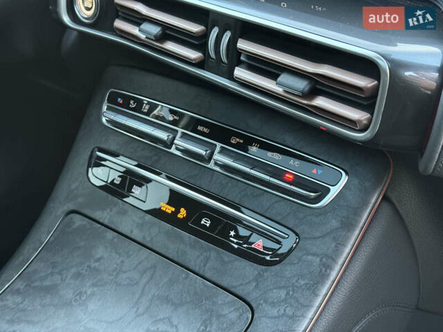 Синий Мерседес EQC, объемом двигателя 0 л и пробегом 119 тыс. км за 34900 $, фото 13 на Automoto.ua