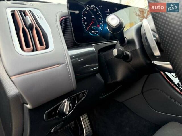 Синий Мерседес EQC, объемом двигателя 0 л и пробегом 40 тыс. км за 37990 $, фото 19 на Automoto.ua