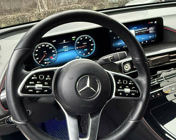 Синій Мерседес EQC, об'ємом двигуна 0 л та пробігом 73 тис. км за 32500 $, фото 8 на Automoto.ua