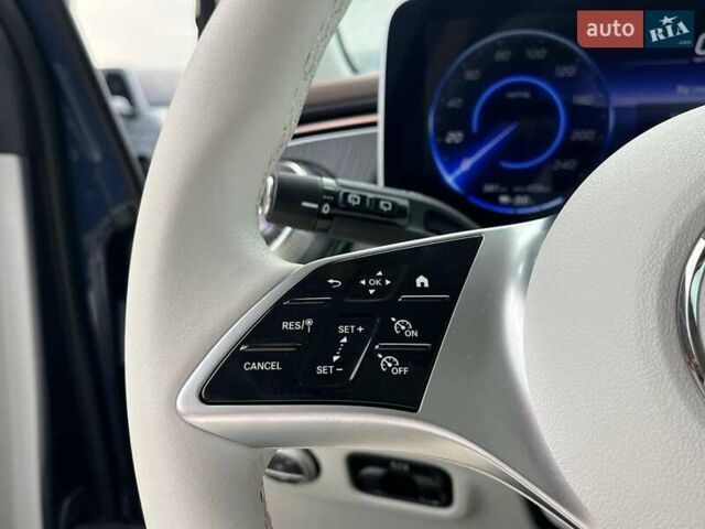 Синий Мерседес EQC, объемом двигателя 0 л и пробегом 15 тыс. км за 49890 $, фото 48 на Automoto.ua
