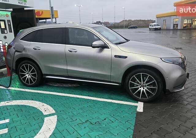 Зеленый Мерседес EQC, объемом двигателя 0 л и пробегом 100 тыс. км за 29850 $, фото 1 на Automoto.ua