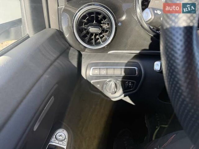 Мерседес EQV 2023 в Косове на Automoto.ua Белый Мерседес EQV, объемом двигателя 0 л и пробегом 55 тыс. км за 55000 $, фото 9 на Automoto.ua