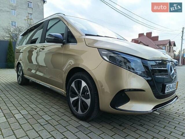 Бежевый Мерседес EQV, объемом двигателя 0 л и пробегом 2 тыс. км за 68000 $, фото 11 на Automoto.ua