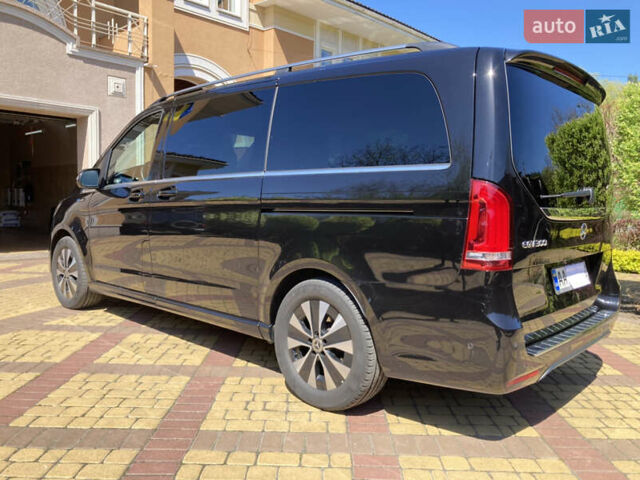 Черный Мерседес EQV, объемом двигателя 0 л и пробегом 70 тыс. км за 55500 $, фото 2 на Automoto.ua