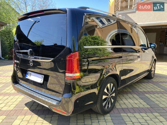 Черный Мерседес EQV, объемом двигателя 0 л и пробегом 70 тыс. км за 55500 $, фото 6 на Automoto.ua