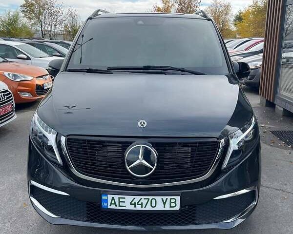 Черный Мерседес EQV, объемом двигателя 0 л и пробегом 52 тыс. км за 37000 $, фото 2 на Automoto.ua