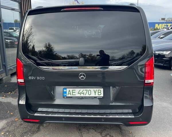 Черный Мерседес EQV, объемом двигателя 0 л и пробегом 52 тыс. км за 37000 $, фото 3 на Automoto.ua