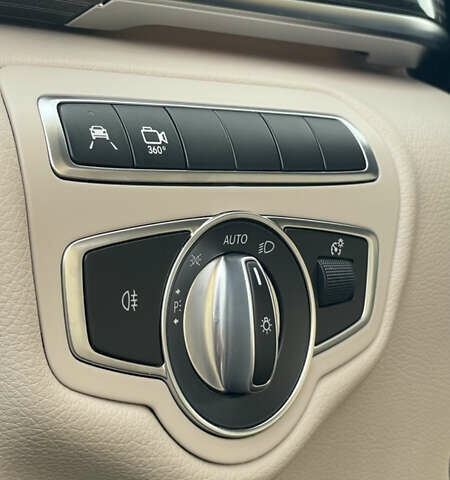 Черный Мерседес EQV, объемом двигателя 0 л и пробегом 65 тыс. км за 45500 $, фото 27 на Automoto.ua