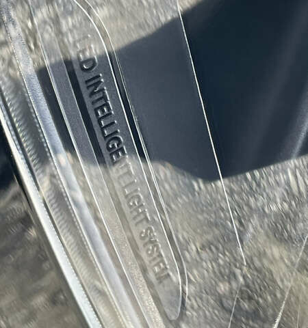 Черный Мерседес EQV, объемом двигателя 0 л и пробегом 65 тыс. км за 45500 $, фото 11 на Automoto.ua