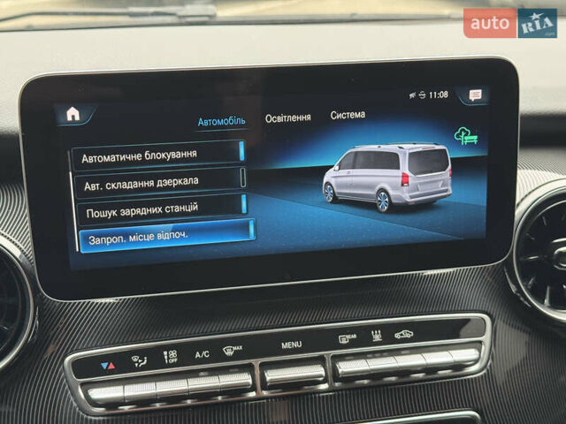 Чорний Мерседес EQV, об'ємом двигуна 0 л та пробігом 28 тис. км за 46900 $, фото 41 на Automoto.ua