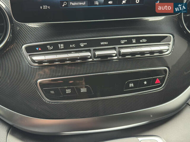 Чорний Мерседес EQV, об'ємом двигуна 0 л та пробігом 28 тис. км за 46900 $, фото 19 на Automoto.ua