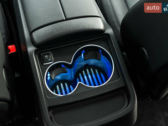 Черный Мерседес EQV, объемом двигателя 0 л и пробегом 12 тыс. км за 94500 $, фото 40 на Automoto.ua