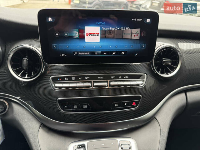 Чорний Мерседес EQV, об'ємом двигуна 0 л та пробігом 28 тис. км за 46900 $, фото 67 на Automoto.ua