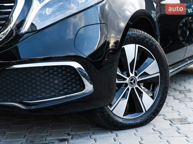 Черный Мерседес EQV, объемом двигателя 0 л и пробегом 12 тыс. км за 94500 $, фото 1 на Automoto.ua