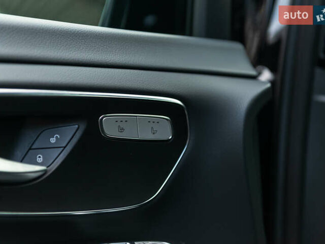 Черный Мерседес EQV, объемом двигателя 0 л и пробегом 12 тыс. км за 94500 $, фото 26 на Automoto.ua