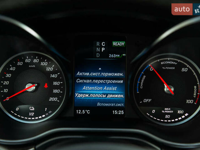 Черный Мерседес EQV, объемом двигателя 0 л и пробегом 12 тыс. км за 94500 $, фото 48 на Automoto.ua