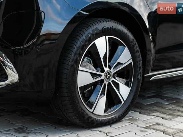 Черный Мерседес EQV, объемом двигателя 0 л и пробегом 12 тыс. км за 94500 $, фото 19 на Automoto.ua