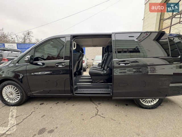 Чорний Мерседес EQV, об'ємом двигуна 0 л та пробігом 28 тис. км за 46900 $, фото 47 на Automoto.ua