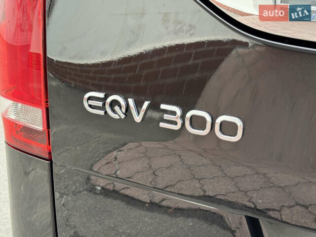 Чорний Мерседес EQV, об'ємом двигуна 0 л та пробігом 28 тис. км за 46900 $, фото 64 на Automoto.ua