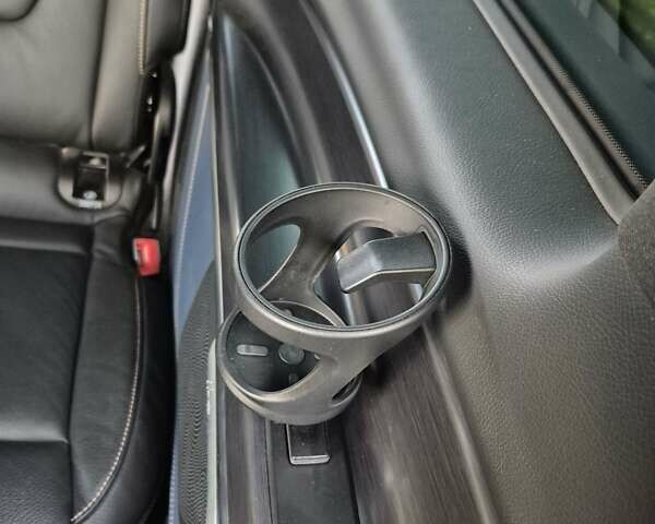 Красный Мерседес EQV, объемом двигателя 0 л и пробегом 26 тыс. км за 43000 $, фото 32 на Automoto.ua