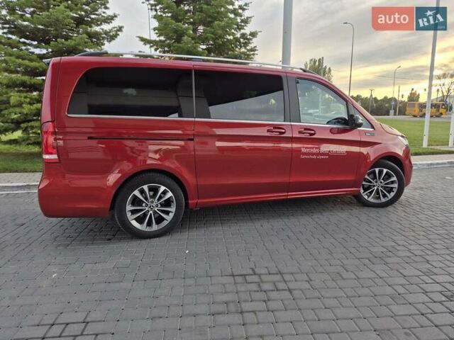 Красный Мерседес EQV, объемом двигателя 0 л и пробегом 26 тыс. км за 43000 $, фото 6 на Automoto.ua