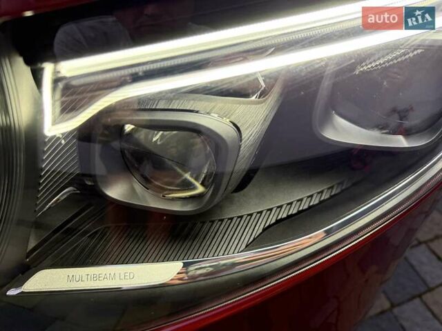 Красный Мерседес EQV, объемом двигателя 0 л и пробегом 3 тыс. км за 69382 $, фото 41 на Automoto.ua