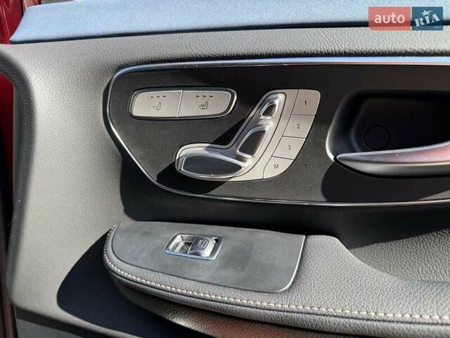 Красный Мерседес EQV, объемом двигателя 0 л и пробегом 3 тыс. км за 70938 $, фото 16 на Automoto.ua