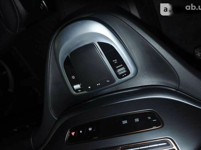 Мерседес EQV, объемом двигателя 0 л и пробегом 18 тыс. км за 85900 $, фото 28 на Automoto.ua