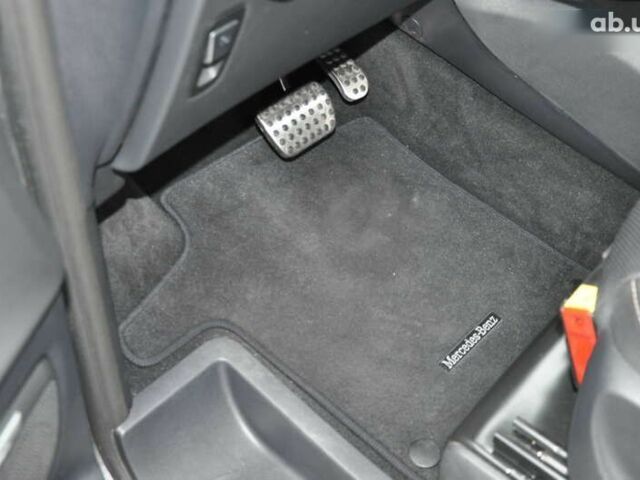 Мерседес EQV, об'ємом двигуна 0 л та пробігом 13 тис. км за 69000 $, фото 28 на Automoto.ua