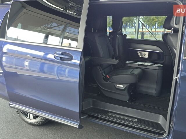 Мерседес EQV, объемом двигателя 0 л и пробегом 0 тыс. км за 111868 $, фото 45 на Automoto.ua