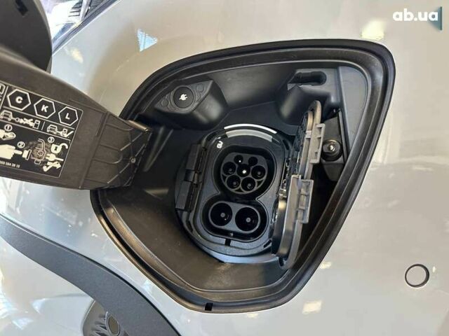 Мерседес EQV, объемом двигателя 0 л и пробегом 7 тыс. км за 76900 $, фото 5 на Automoto.ua