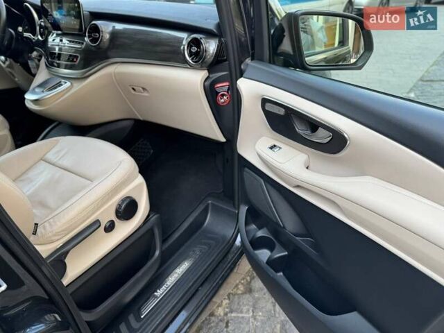 Серый Мерседес EQV, объемом двигателя 0 л и пробегом 107 тыс. км за 39900 $, фото 22 на Automoto.ua