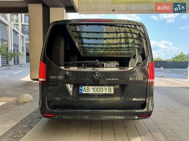 Серый Мерседес EQV, объемом двигателя 0 л и пробегом 107 тыс. км за 39900 $, фото 15 на Automoto.ua