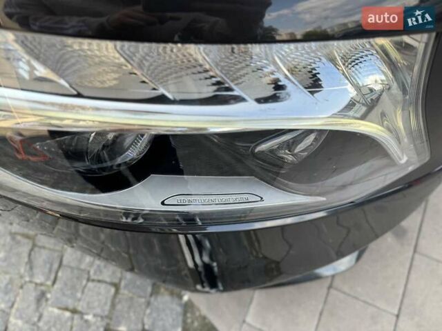 Серый Мерседес EQV, объемом двигателя 0 л и пробегом 107 тыс. км за 39900 $, фото 31 на Automoto.ua