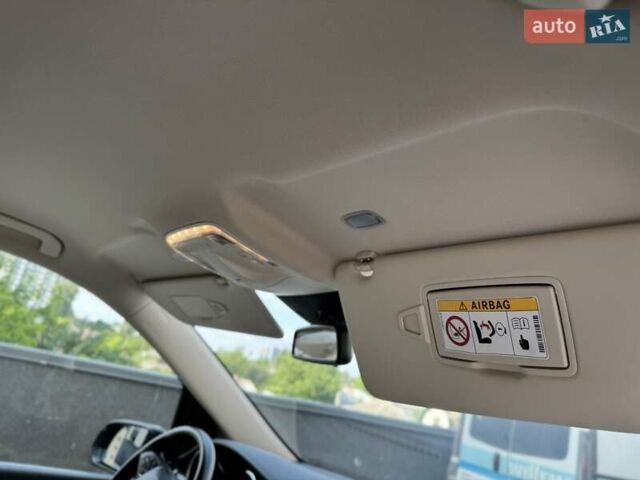 Серый Мерседес EQV, объемом двигателя 0 л и пробегом 107 тыс. км за 39900 $, фото 26 на Automoto.ua