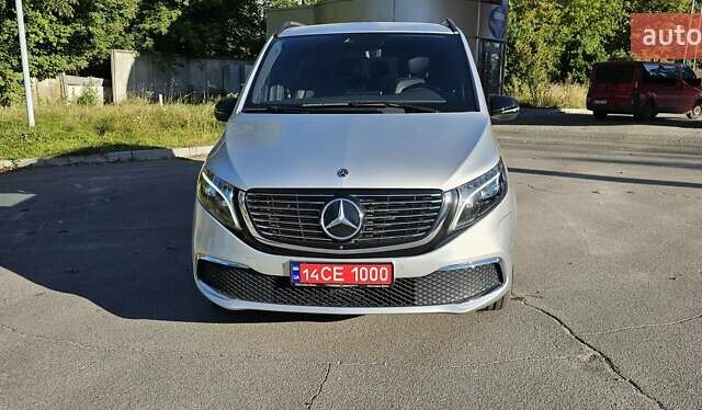 Серый Мерседес EQV, объемом двигателя 0 л и пробегом 91 тыс. км за 44999 $, фото 22 на Automoto.ua