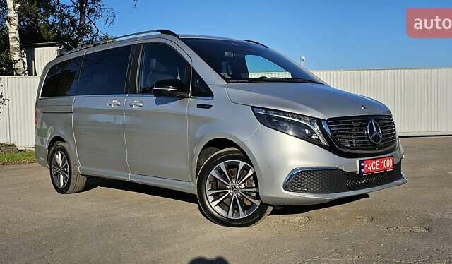 Серый Мерседес EQV, объемом двигателя 0 л и пробегом 91 тыс. км за 44999 $, фото 1 на Automoto.ua