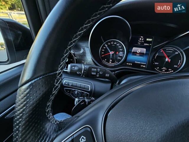 Серый Мерседес EQV, объемом двигателя 0 л и пробегом 91 тыс. км за 44999 $, фото 90 на Automoto.ua