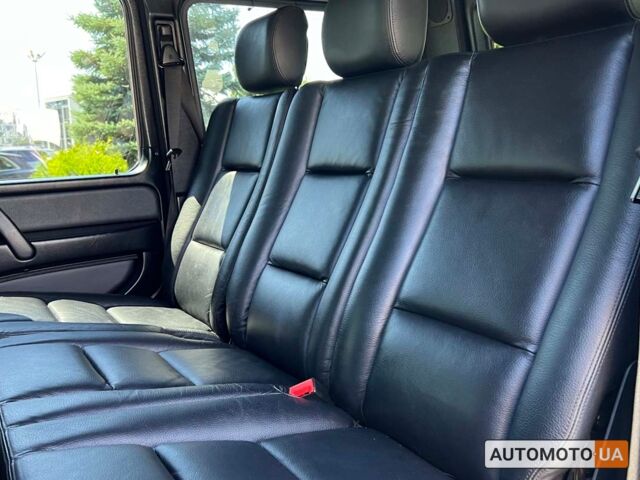 Сірий Мерседес Г 350, об'ємом двигуна 3 л та пробігом 100 тис. км за 61999 $, фото 13 на Automoto.ua