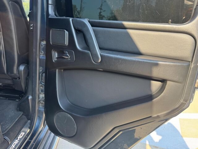 Синій Мерседес Г 400, об'ємом двигуна 4 л та пробігом 320 тис. км за 24990 $, фото 27 на Automoto.ua