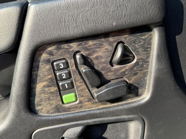 Синій Мерседес Г 400, об'ємом двигуна 4 л та пробігом 320 тис. км за 24990 $, фото 15 на Automoto.ua