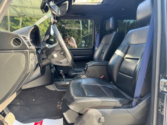 Синій Мерседес Г 400, об'ємом двигуна 4 л та пробігом 320 тис. км за 24990 $, фото 14 на Automoto.ua