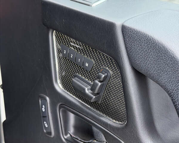 Белый Мерседес Г-Класс, объемом двигателя 5.5 л и пробегом 117 тыс. км за 49800 $, фото 45 на Automoto.ua