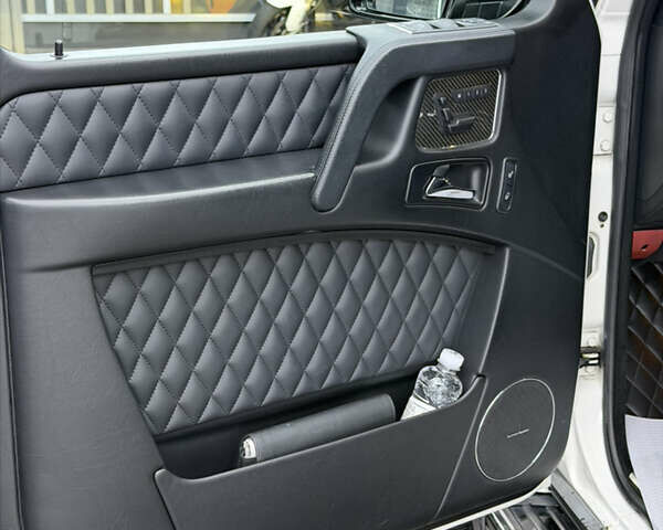 Белый Мерседес Г-Класс, объемом двигателя 5.5 л и пробегом 117 тыс. км за 49800 $, фото 19 на Automoto.ua