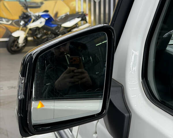 Белый Мерседес Г-Класс, объемом двигателя 5.5 л и пробегом 117 тыс. км за 49800 $, фото 18 на Automoto.ua