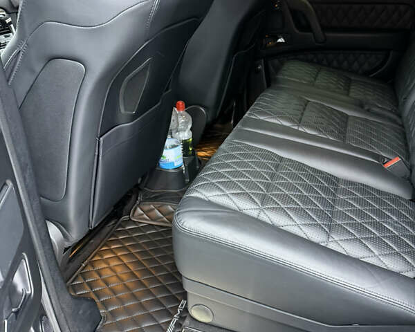 Белый Мерседес Г-Класс, объемом двигателя 5.5 л и пробегом 117 тыс. км за 49800 $, фото 31 на Automoto.ua