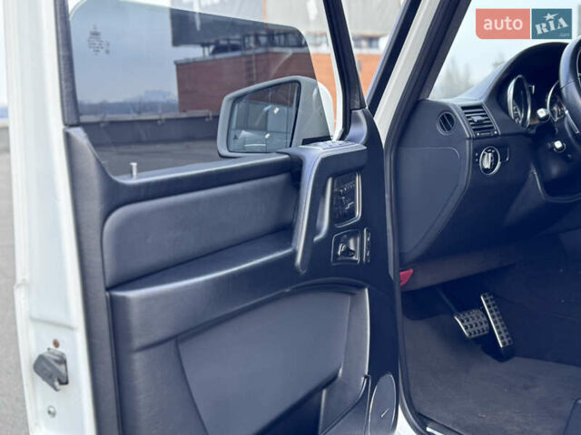 Белый Мерседес Г-Класс, объемом двигателя 2.99 л и пробегом 188 тыс. км за 49000 $, фото 25 на Automoto.ua