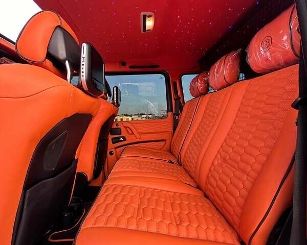 Белый Мерседес Г-Класс, объемом двигателя 4 л и пробегом 143 тыс. км за 84999 $, фото 12 на Automoto.ua