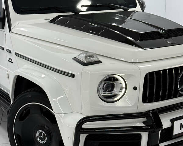 Белый Мерседес Г-Класс, объемом двигателя 4 л и пробегом 135 тыс. км за 125000 $, фото 2 на Automoto.ua